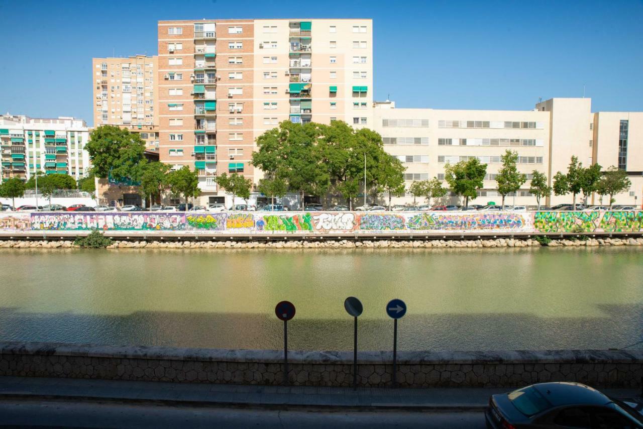 Soho River Малага Екстериор снимка